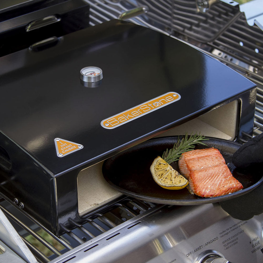 Basics Series Grill Top Pizza Oven Box Kit